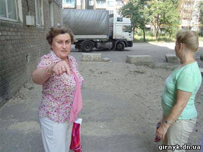 Жителей Селидово спасут дорожные знаки