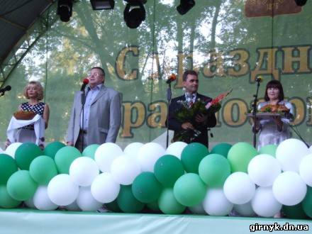 Жители Красноармейска отпраздновали День города и День шахтера (ФОТО)