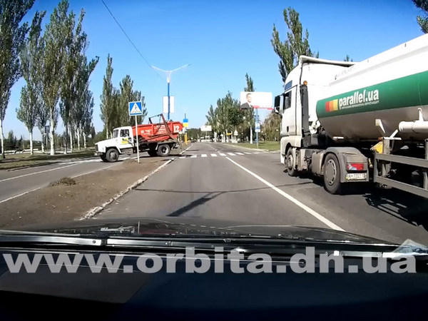 В Покровске привлекли к ответственности водителя, который устроил опасные гонки по городу