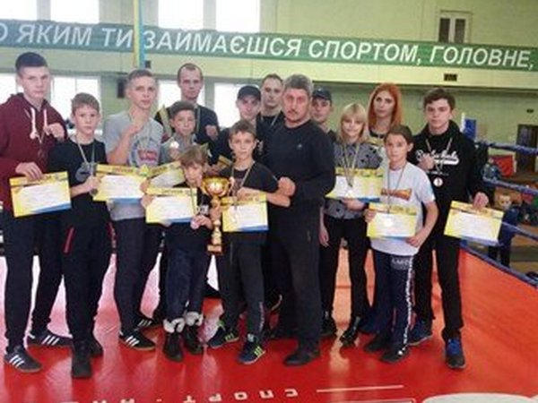 Кикбоксеры из Новогродовки завоевали 23 медали на чемпионате Украины