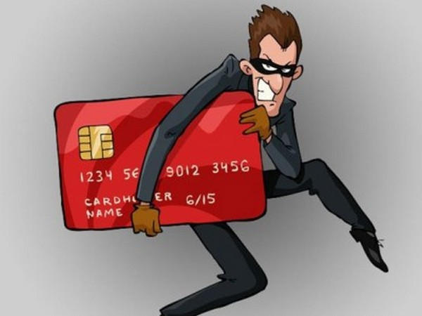 Житель Мирнограда обогатил мошенников почти на 9 тысяч гривен