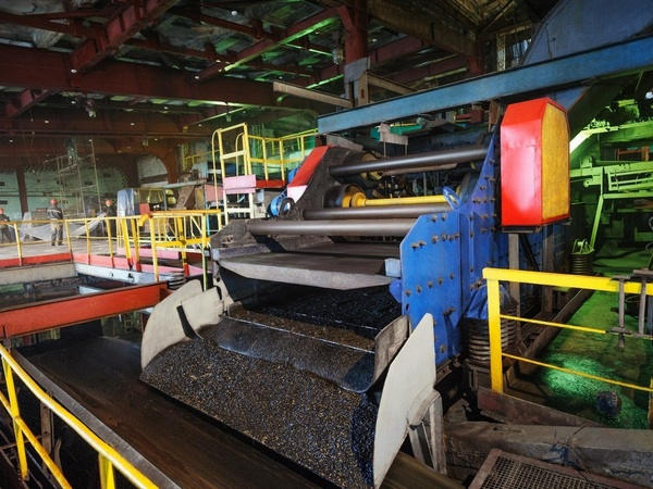 ЦОФ «Кураховская» за год переработала более 2 миллионов тонн угля