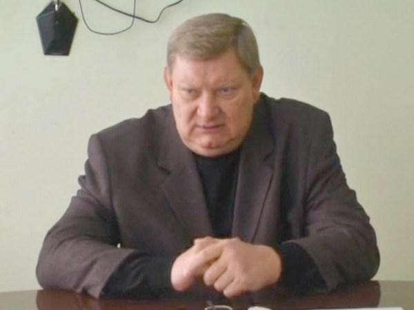 Виктор Ремизов прокомментировал слухи о закрытии школ в Горняке