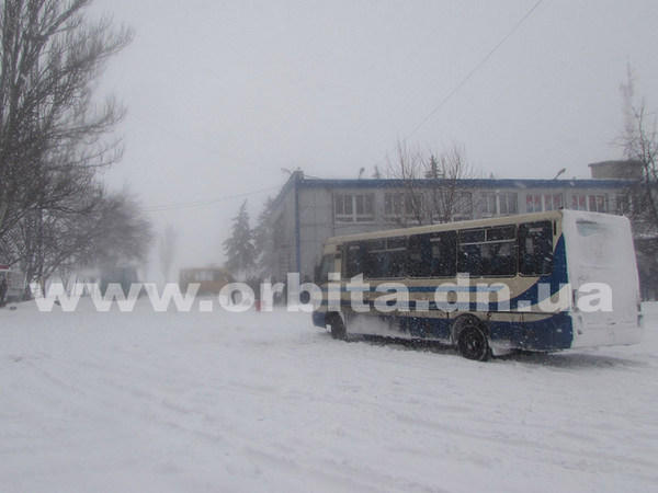 Междугородное автобусное сообщение с Покровском практически полностью парализовано