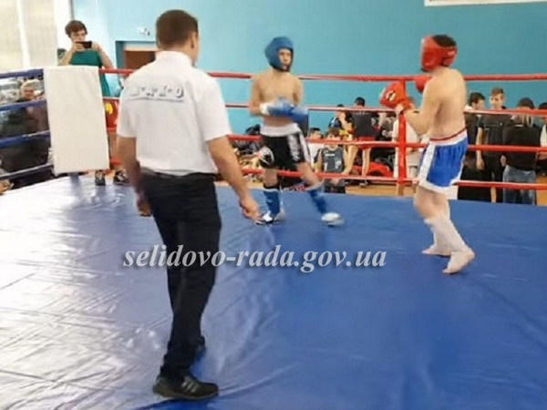 Кикбоксеры из Селидово завоевали 58 медалей на чемпионате Донецкой области