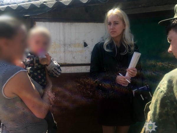 33-летняя жительница Мирнограда «забыла» о том, что у нее есть трое детей