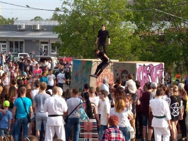Шахтерские города Донбасса тоже могут быть яркими и красивыми