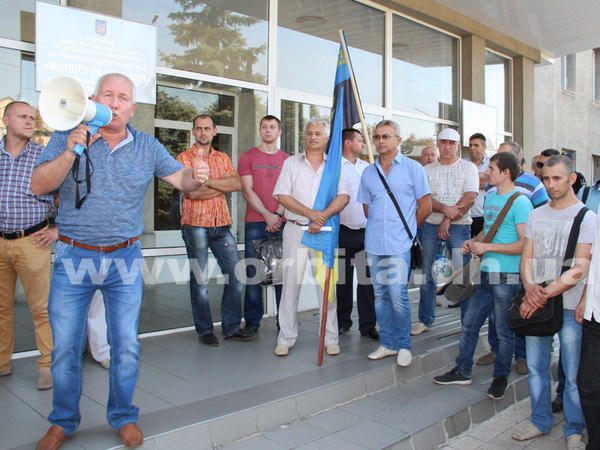 В Мирнограде второй день продолжаются шахтерские протесты