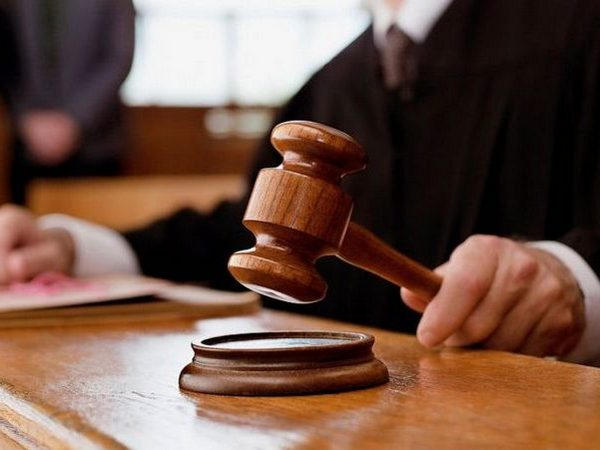 Депутат Покровского горсовета «забыл» задекларировать автомобиль стоимостью 500 тысяч гривен и отделался штрафом