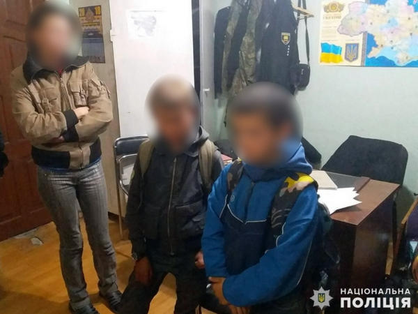 Пока покровские полицейские сутки разыскивали пропавших детей, они просто гуляли