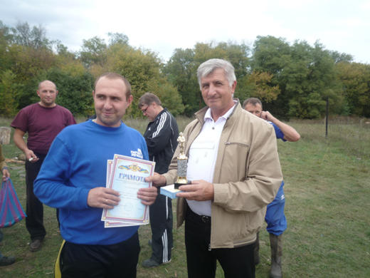 Добропольским шахтерам организовали соревнования по рыбной ловле (фото)