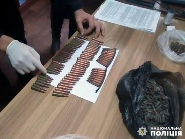 Житель Мирнограда получил в наследство от отца несколько сотен патронов
