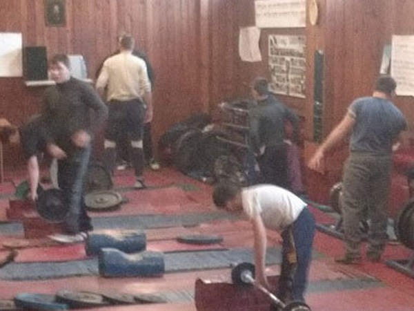 В Селидово прошел Открытый чемпионат города по тяжелой атлетике