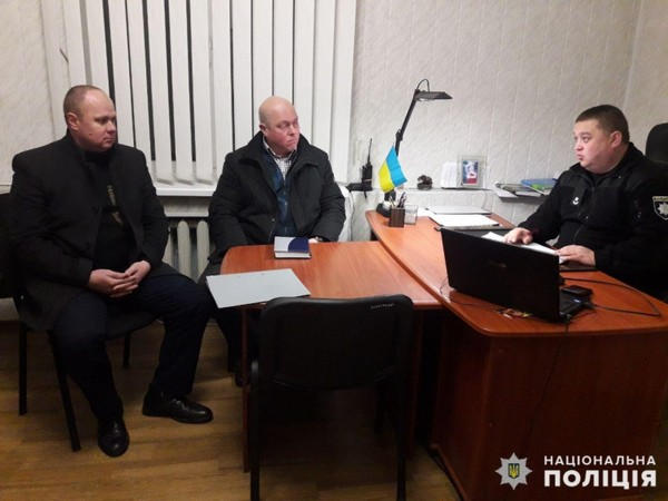 В Селидово в связи с введением военного положения силовые структуры координируют свое взаимодействие