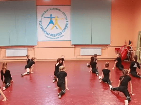 Как покровские черлидеры становятся одними из лучших