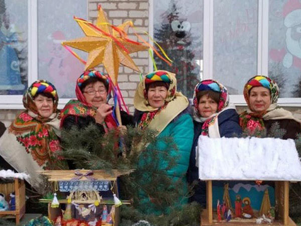 Народный вокальный ансамбль из Селидово принял участие в фестивале «Рождественский перезвон»
