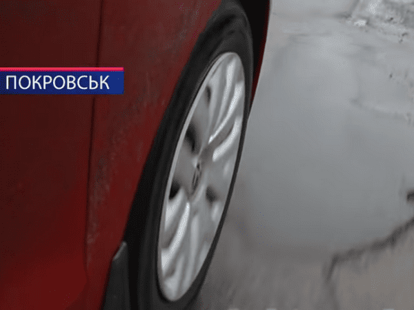 Водители рассказали, что думают о состоянии дорог в Покровске