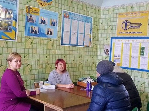 Жителям Новогродовки оказывают бесплатную правовую помощь