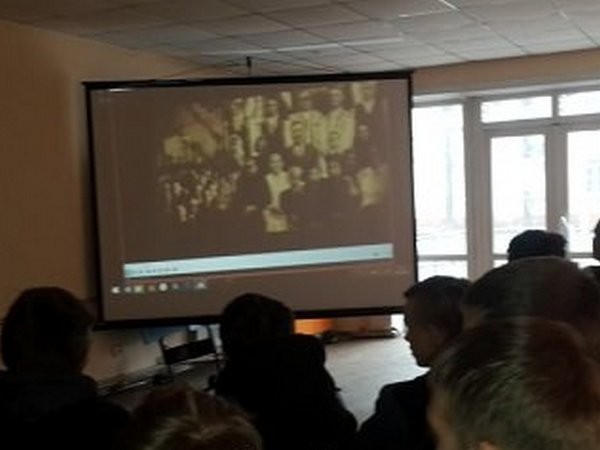 В Новогродовке отметили День украинского добровольца