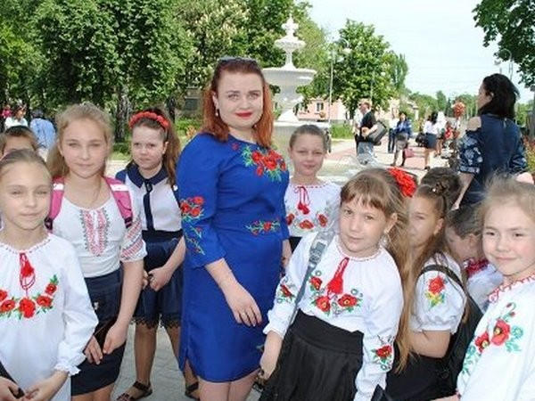 В Новогродовке ярко отметили День вышиванки