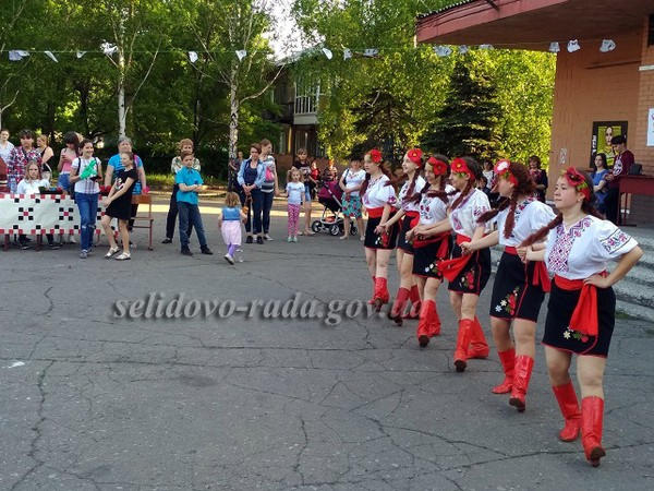 В Украинске ярко и весело отпраздновали День вышиванки
