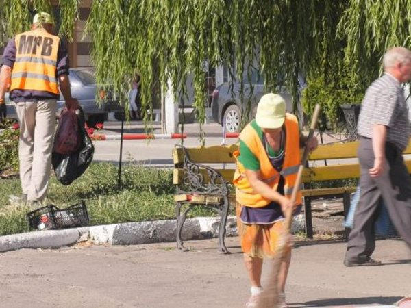Кто постоянно мусорит в Покровске