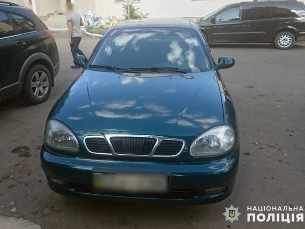 Житель Селидово обменял свой автомобиль на угнанный