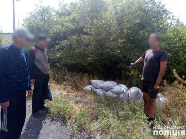 Чтобы сделать запас на зиму, житель Кураховки занимался кражами
