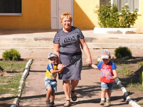 Почему муниципальные няни не пользуются популярностью в Покровске