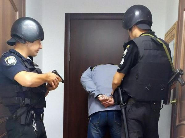 В Покровске «на горячем» задержали квартирных воров