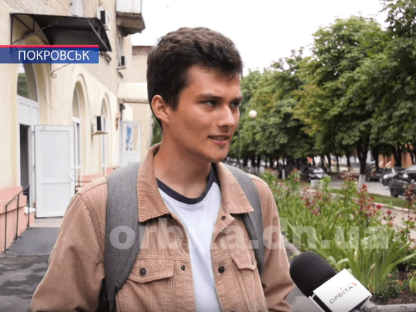 Как жители Покровска относятся к новому закону об украинском языке