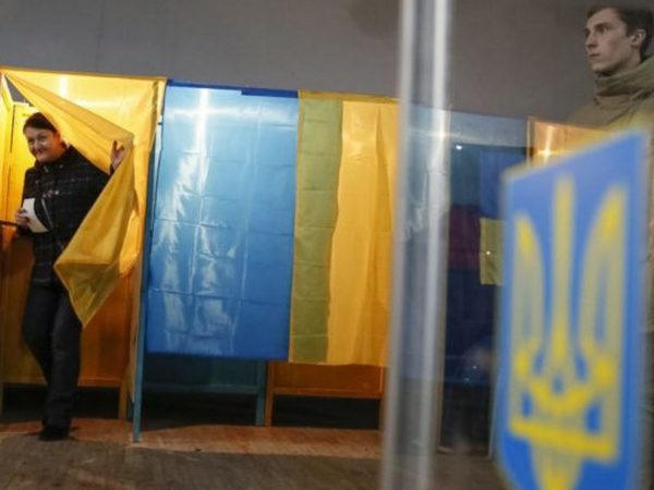 В Селидово накануне выборов избирательный участок переехал в другое место