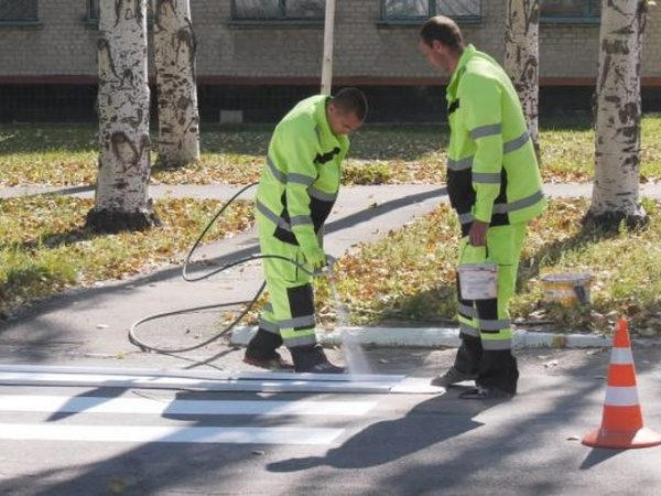 Как дороги Покровска готовят к новому учебному году