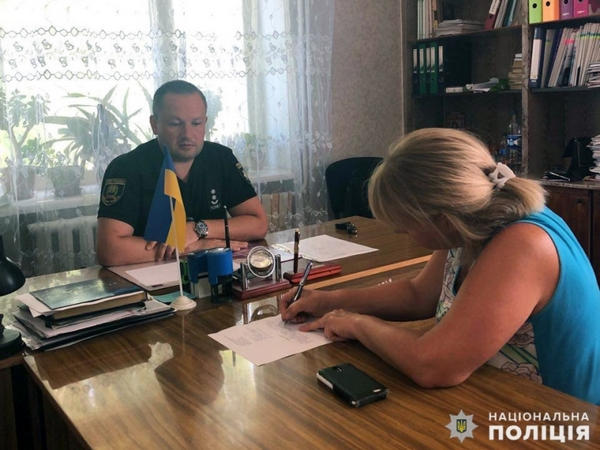 Жители Цукурино лично пожаловались главному полицейскому Селидово