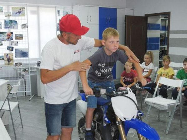В Покровске работает единственная в Украине городская мотошкола
