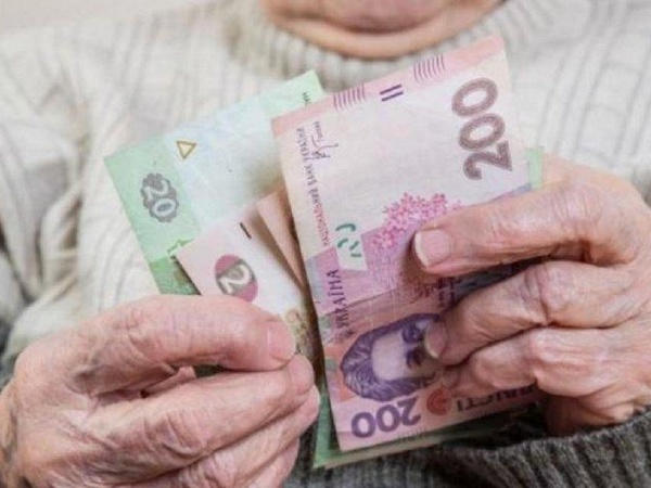 В Покровске мошенники под видом работников пенсионного фонда выманивают у пенсионеров последние деньги