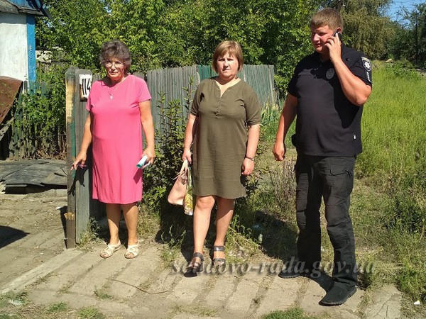 В Кураховке соцработники провели рейд по «проблемным» семьям