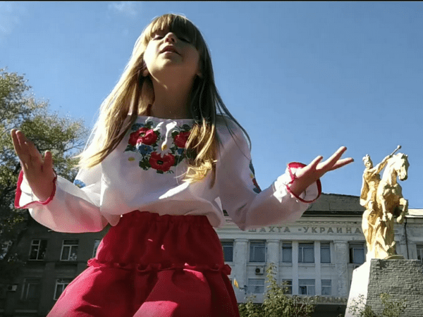 Дети Украинска записали видеообращение к Владимиру Зеленскому