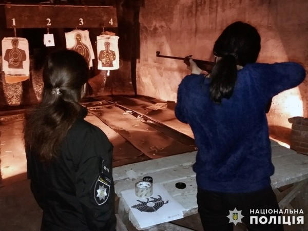 В Покровске подростки совершенствуют свои навыки в стрельбе