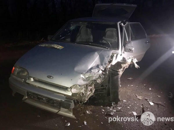 На въезде в Покровск произошло тройное ДТП