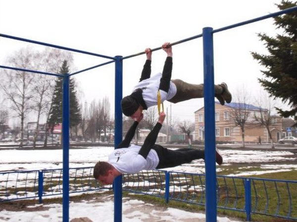Студент из Покровска выиграл на чемпионате Украины по Street Workout