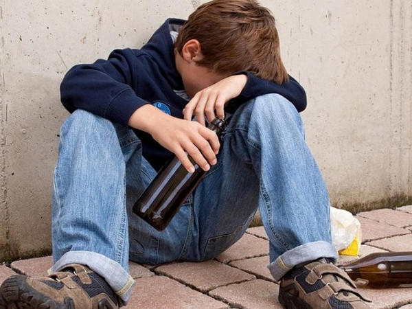 В Покровске 11-летний ребенок напился до потери сознания
