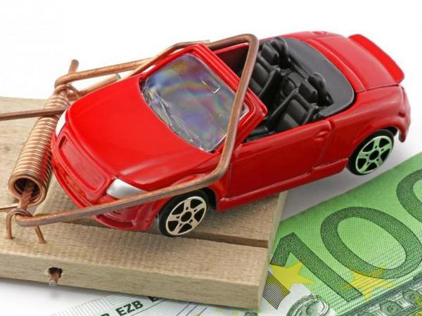 Пытаясь купить автомобиль, житель Покровска лишился почти 50 тысяч гривен