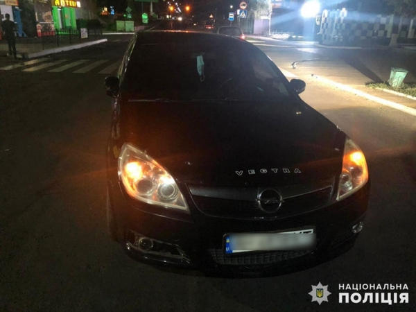 В Покровске водитель Opel сбил женщину на пешеходном переходе