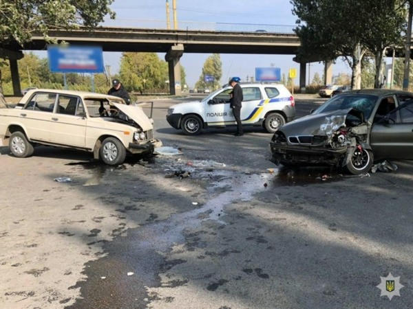 В результате ДТП в Покровске пострадали два человека