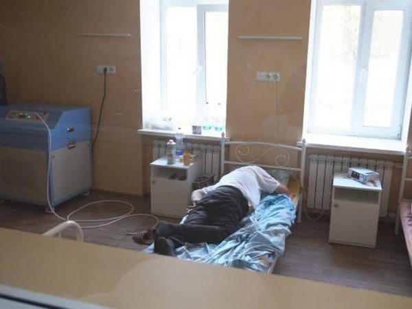 Мирноградская инфекционная больница заполнена «под завязку»