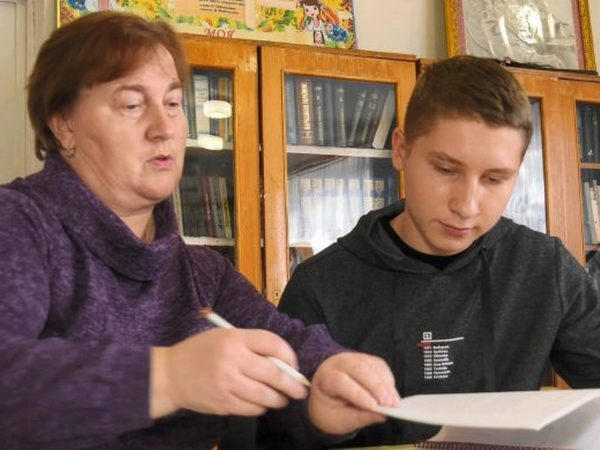 Покровские школьники заняли призовые места на Всеукраинском этапе защиты работ Малой академии наук