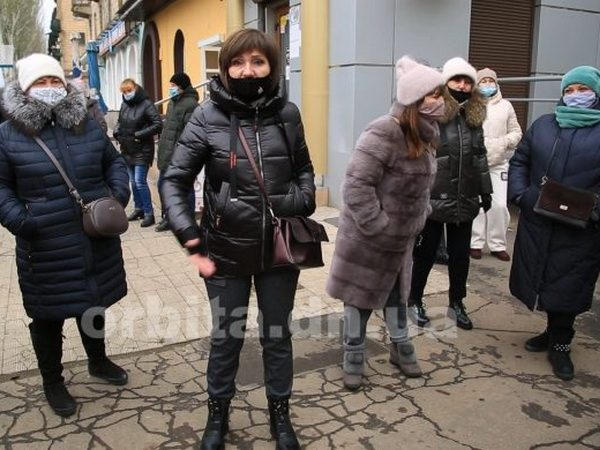 В Покровске предприниматели протестуют против карантина «выходного дня»