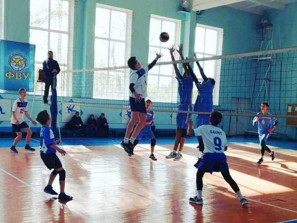 Волейболисты из Покровска выиграли чемпионат Донецкой области