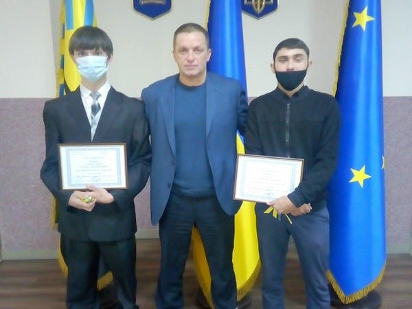 Детям-сиротам из Селидово вручили ключи от квартир